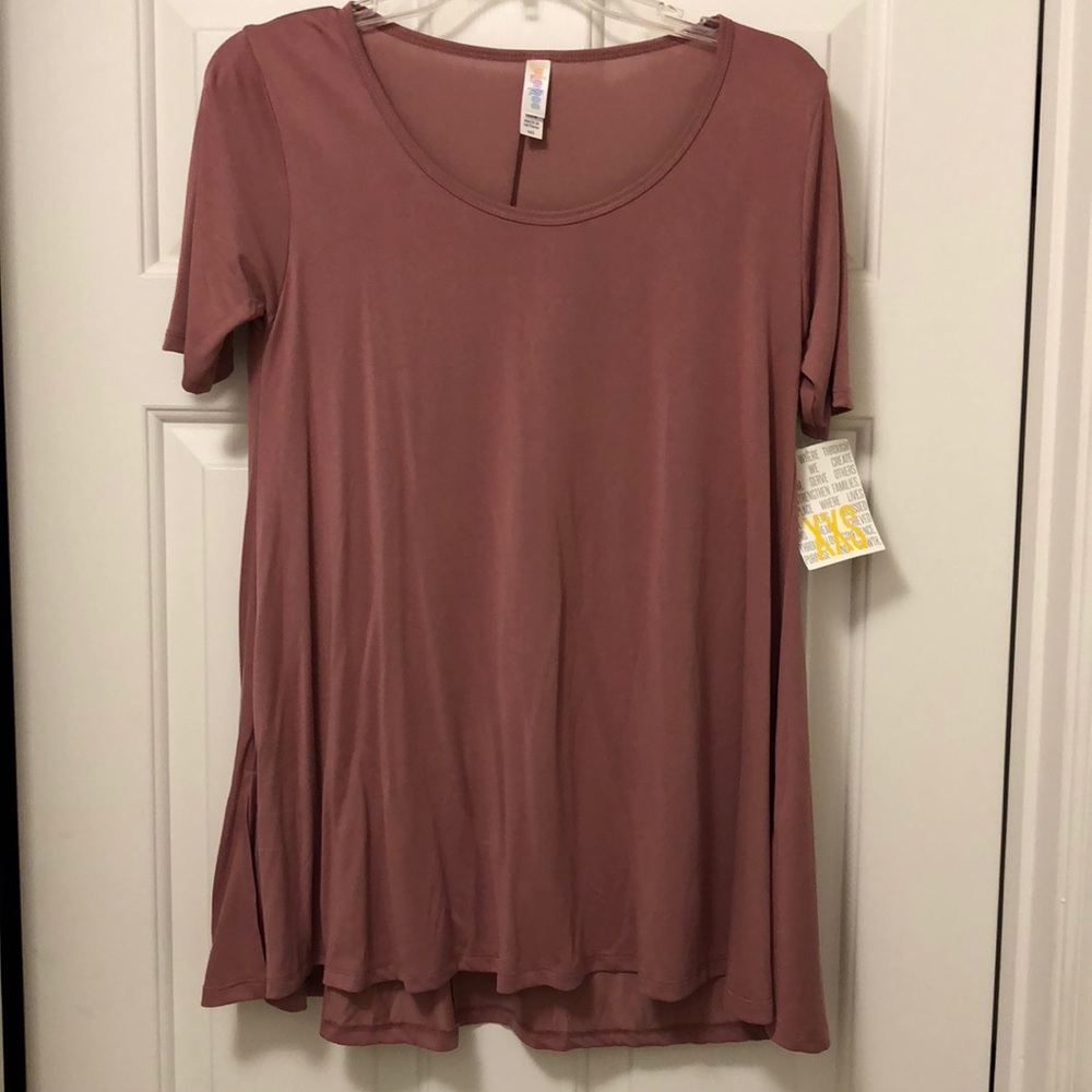 NWT Lularoe Perfect T